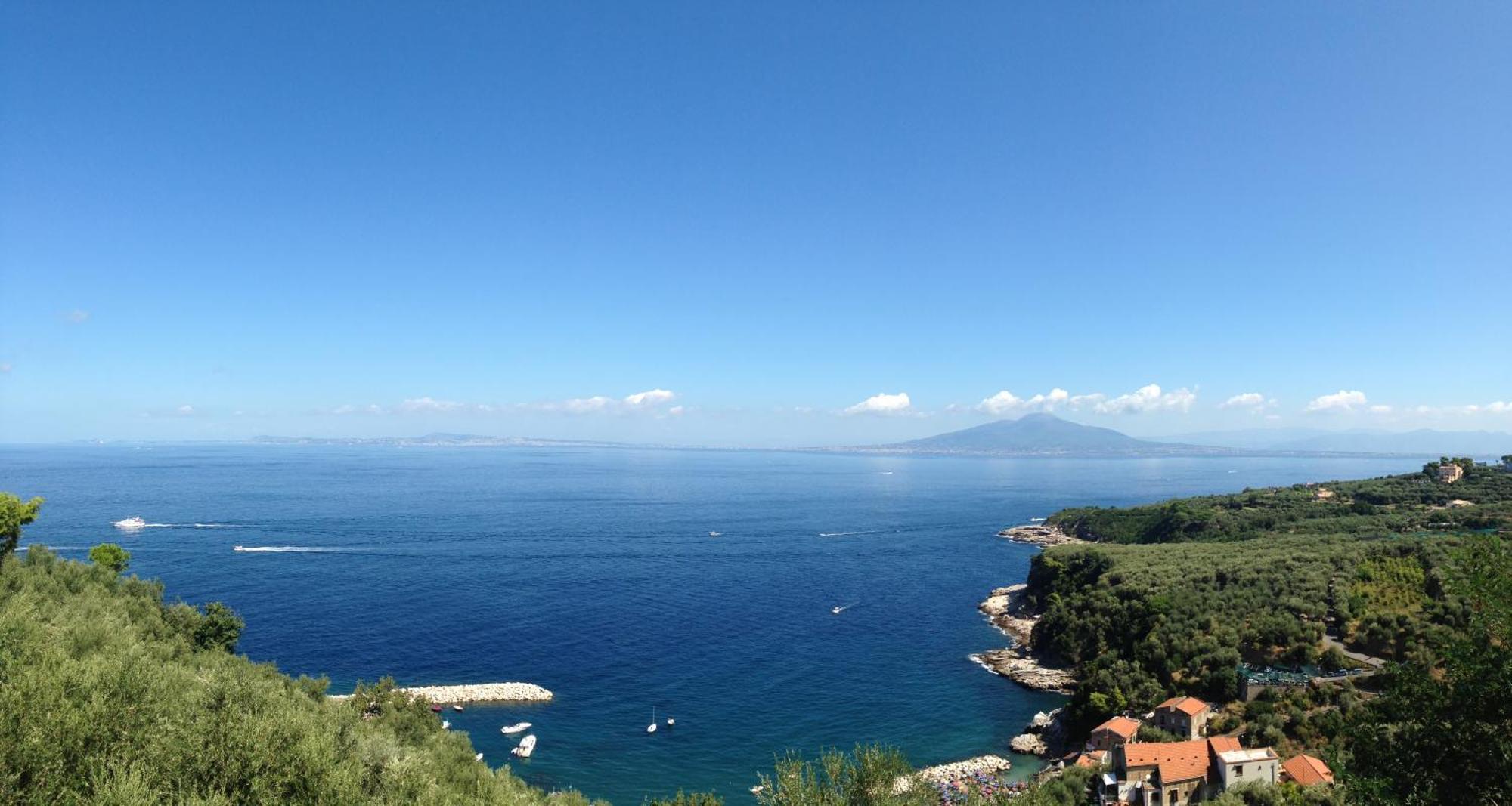 Bilocale Panoramico “Lo Sguardo” Appartement Massa Lubrense Buitenkant foto