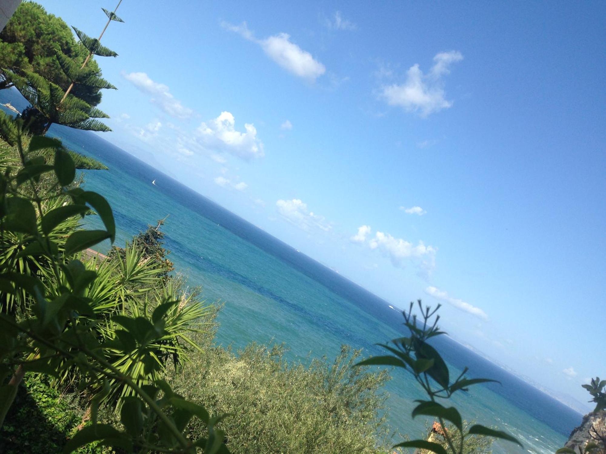 Bilocale Panoramico “Lo Sguardo” Appartement Massa Lubrense Buitenkant foto
