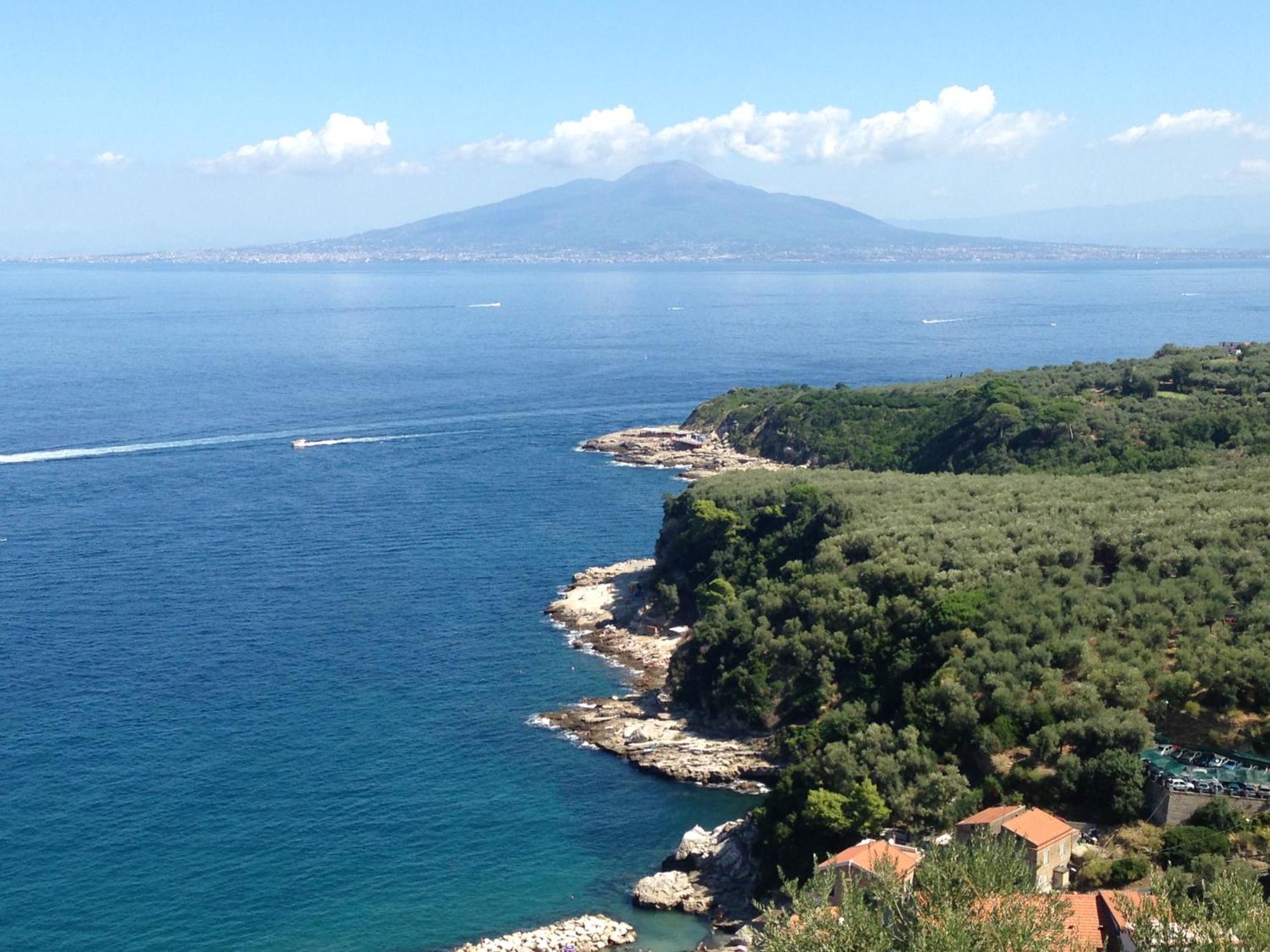Bilocale Panoramico “Lo Sguardo” Appartement Massa Lubrense Buitenkant foto