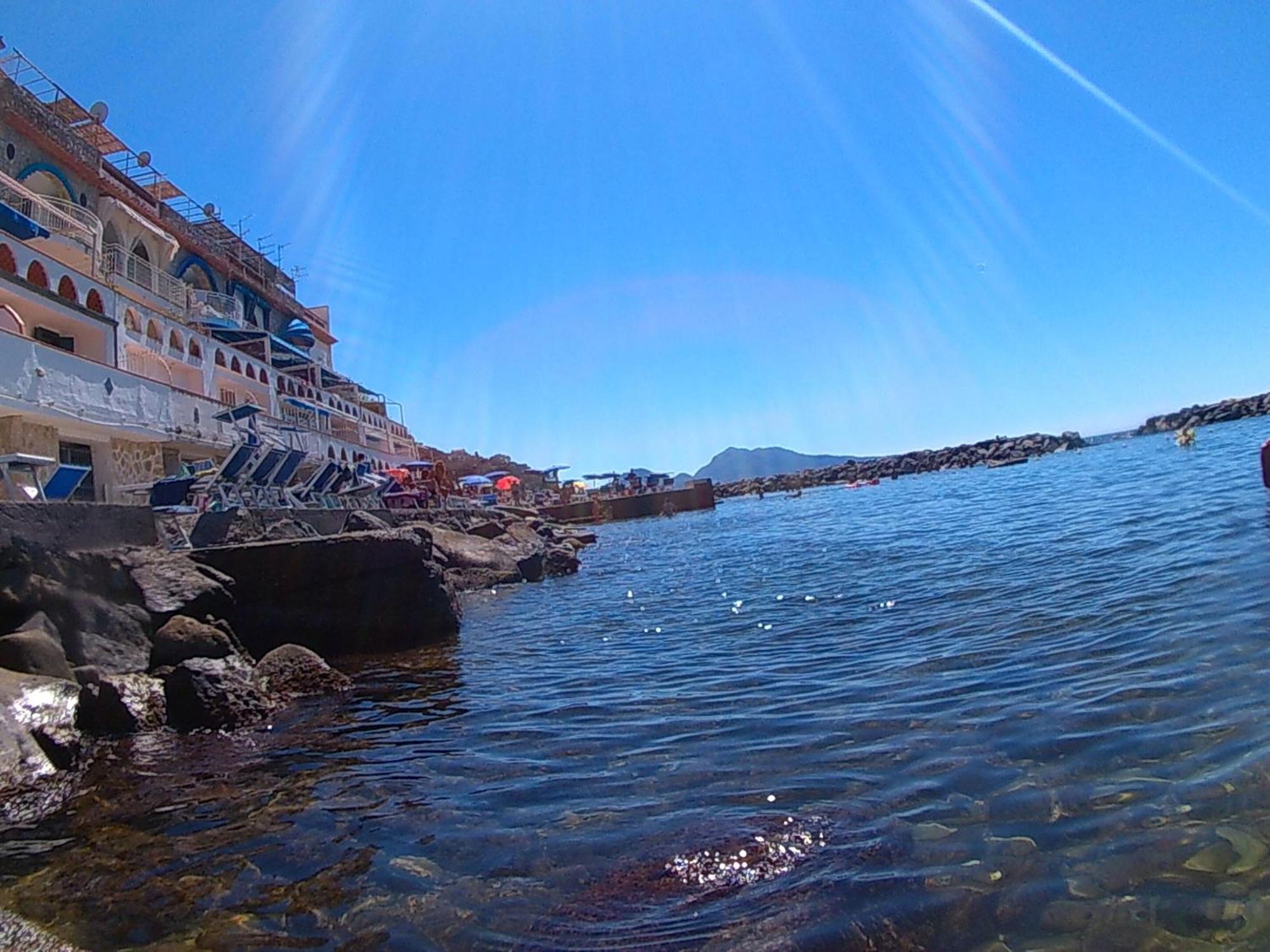 Bilocale Panoramico “Lo Sguardo” Appartement Massa Lubrense Buitenkant foto
